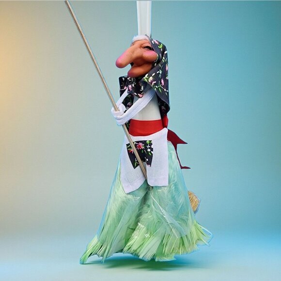 1970s Good Luck Kitchen Witch Feather Duster Kitsch Vintage Folk Art Deco Taiwan - Picture 1 of 13